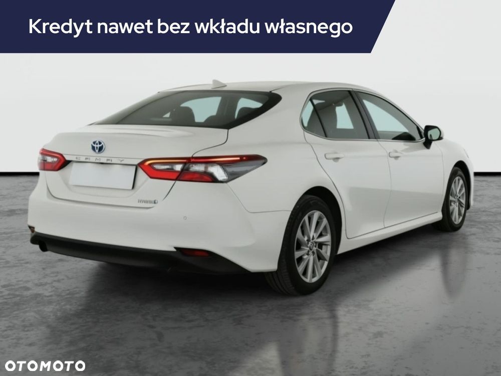 Toyota Camry - 7
