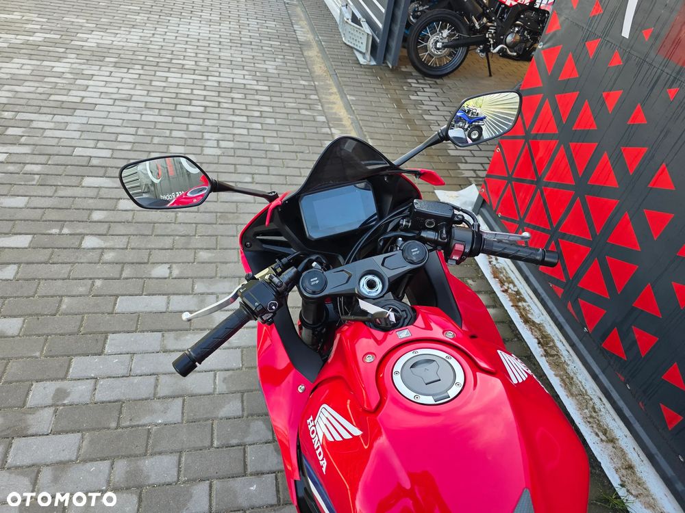Honda CBR - 16