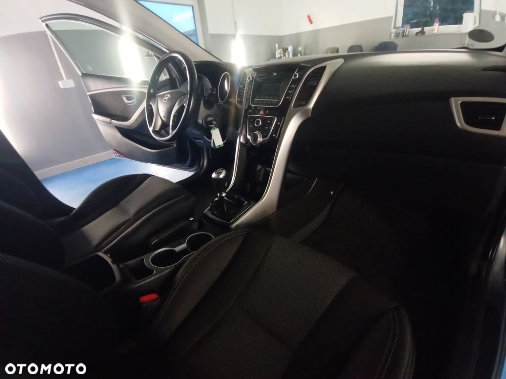 Hyundai i30 - 29