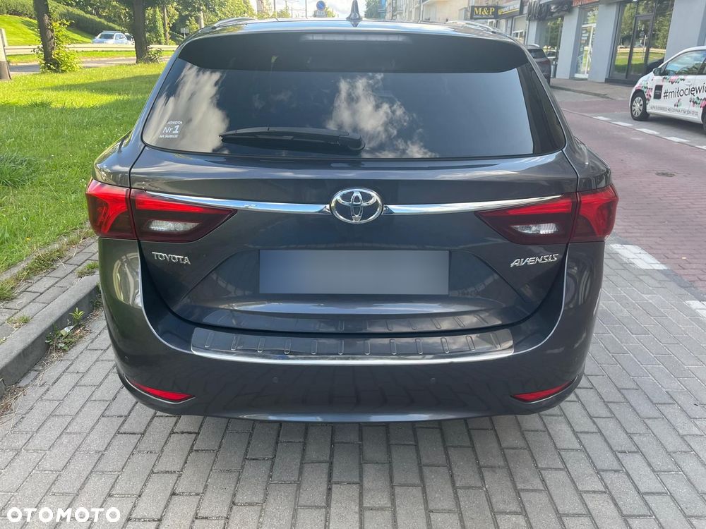 Toyota Avensis 1.8 Premium - 8