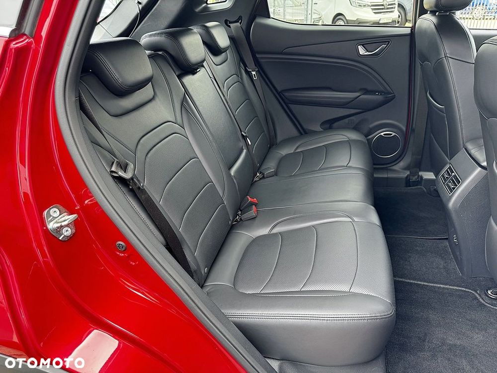 Seres 3 53kWh Luxury - 13