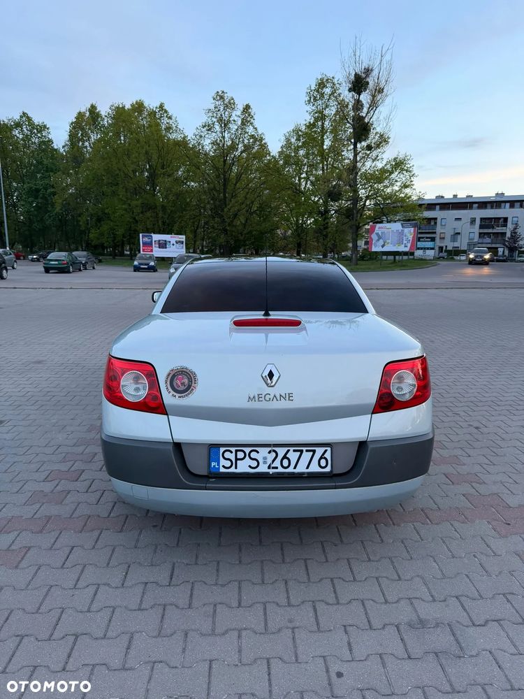 Renault Megane 2.0 Luxe Dynamique - 11