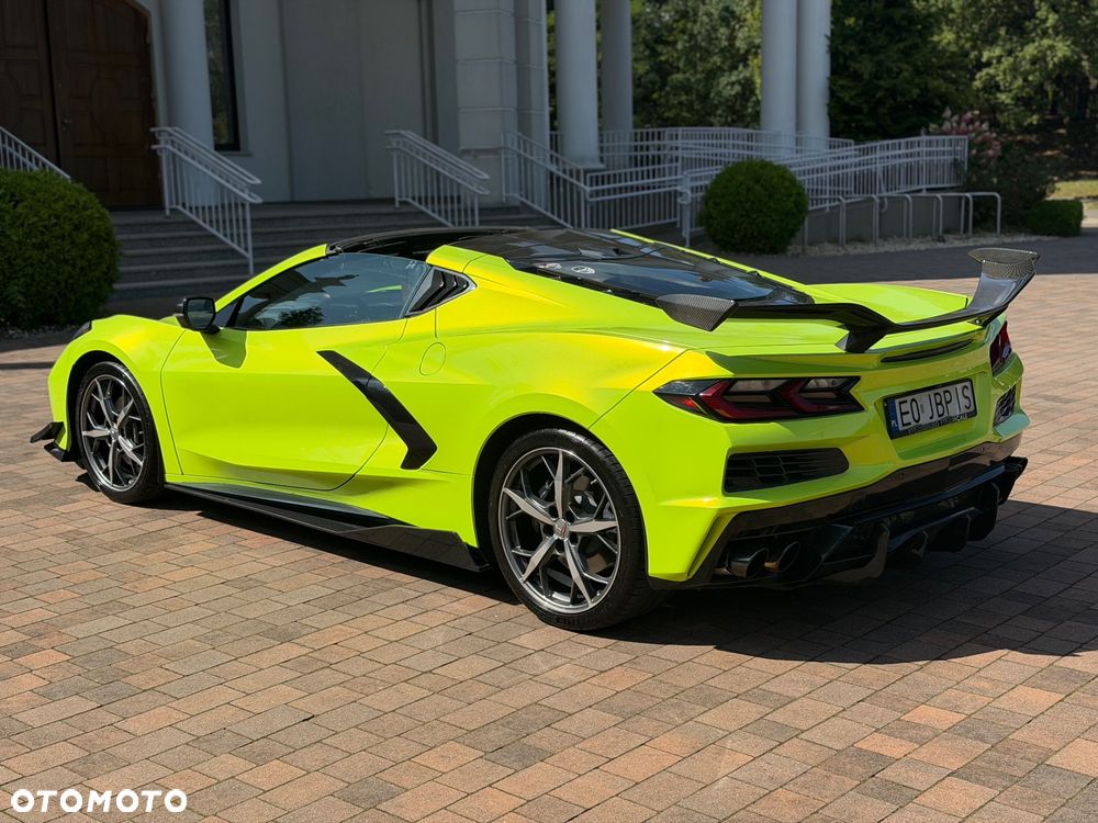 Chevrolet Corvette - 5