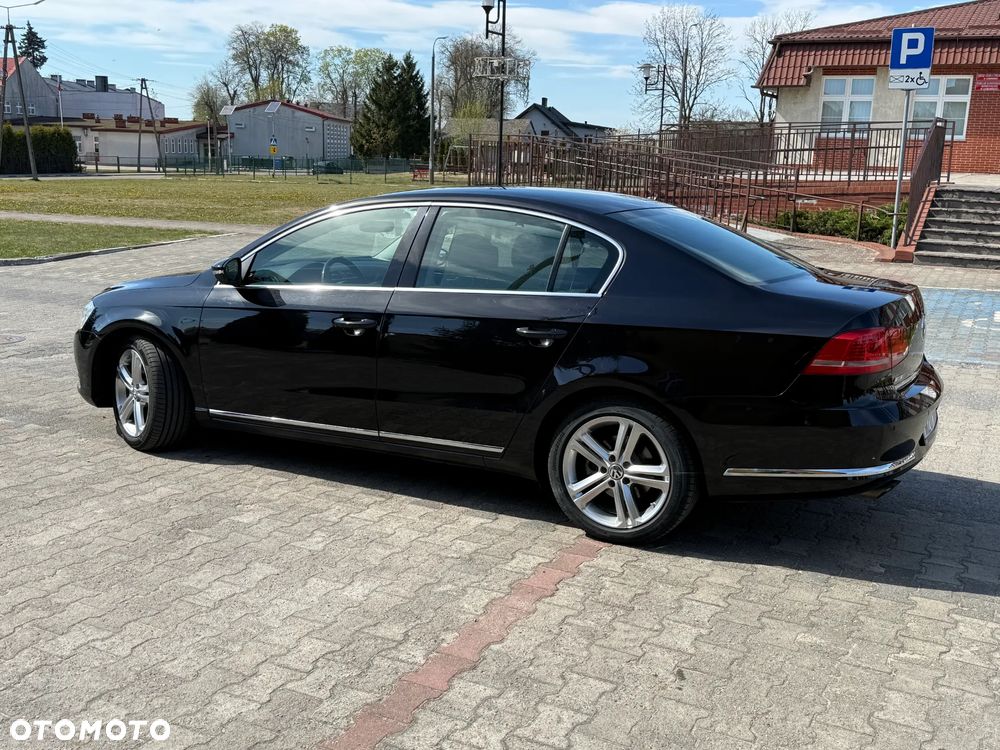 Volkswagen Passat 2.0 TDI Highline DSG - 4