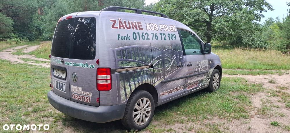 Volkswagen Caddy Trendline DSG - 2