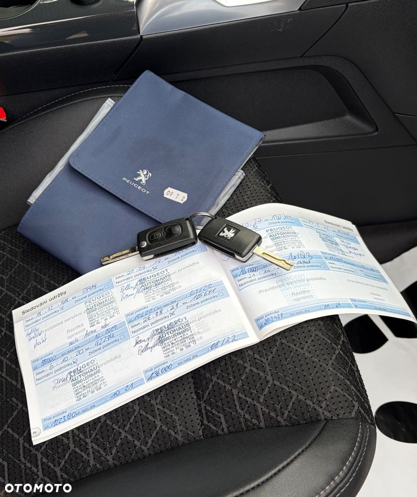 Peugeot 3008 2.0 HDi Premium+ - 7