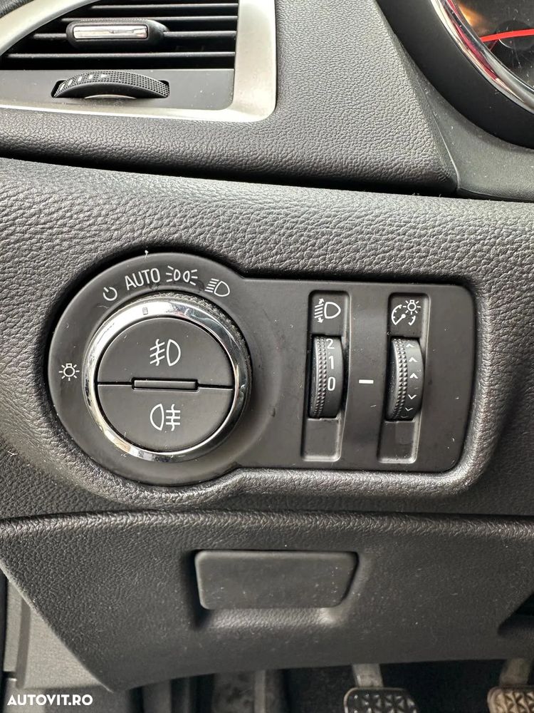 Opel Astra 1.4 Cosmo - 10