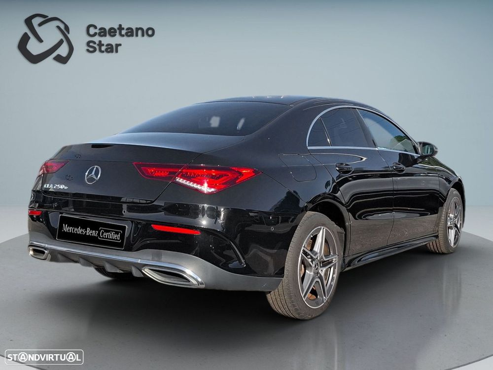 Mercedes-Benz CLA 250 e AMG Line - 8