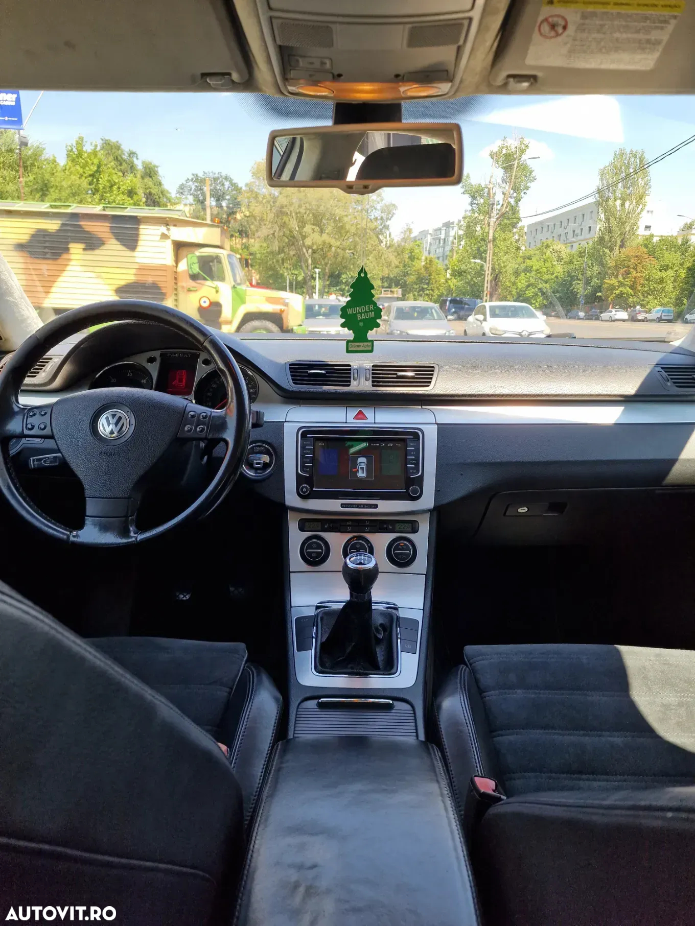 Volkswagen Passat Variant 2.0 TDI Highline DPF 4Motion - 9