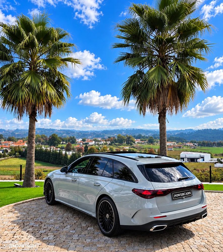 Mercedes-Benz E 300 2024 photo 3