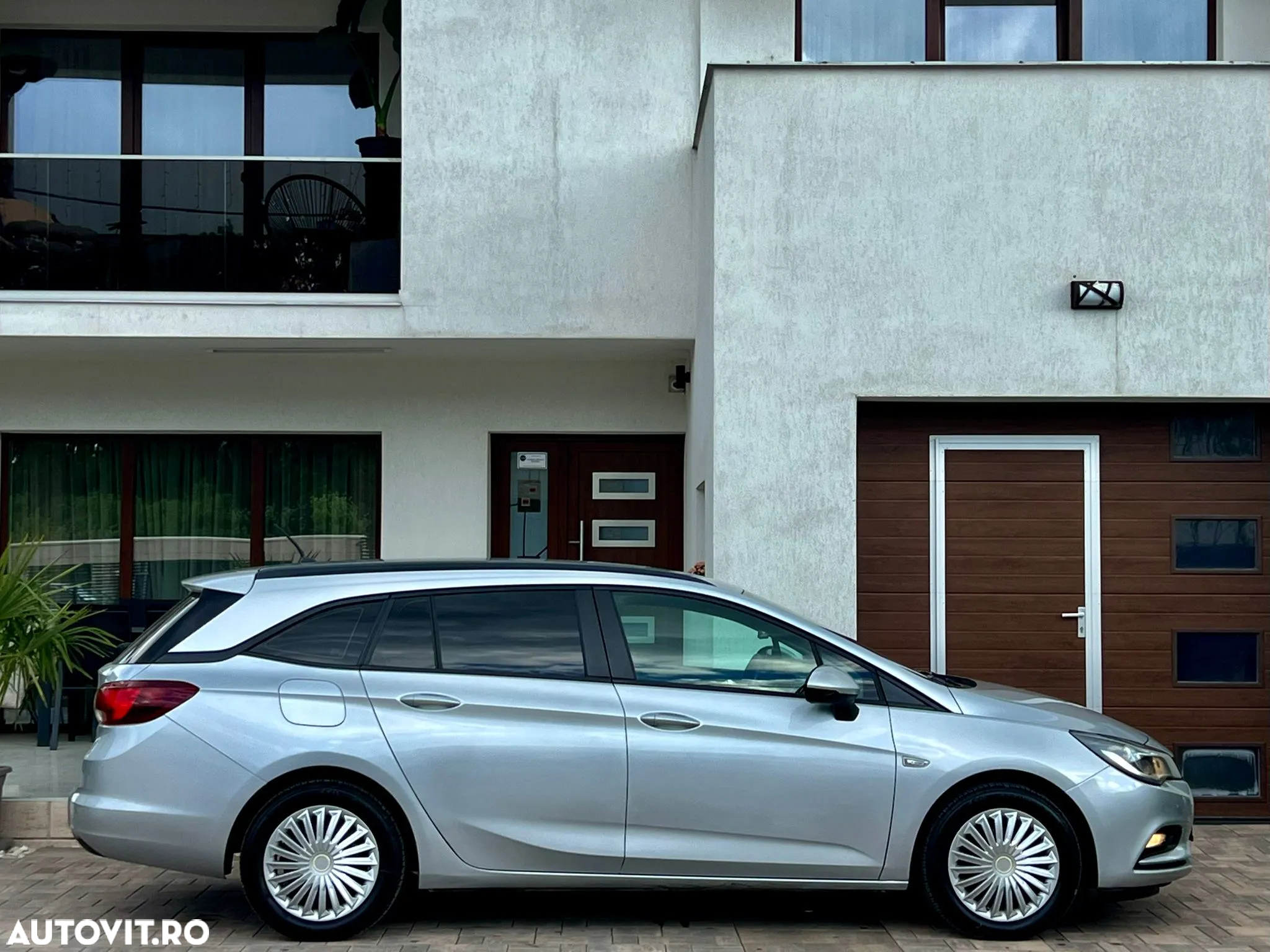 Opel Astra 1.6 CDTI DPF ecoFLEX Sports TourerStart/Stop ENERGY - 6