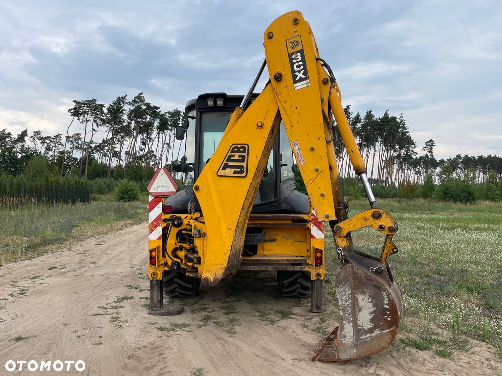 JCB 3CX Contractor - 4