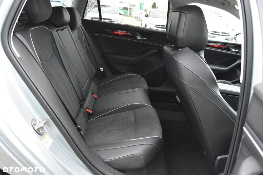 Volkswagen Passat Variant - 35