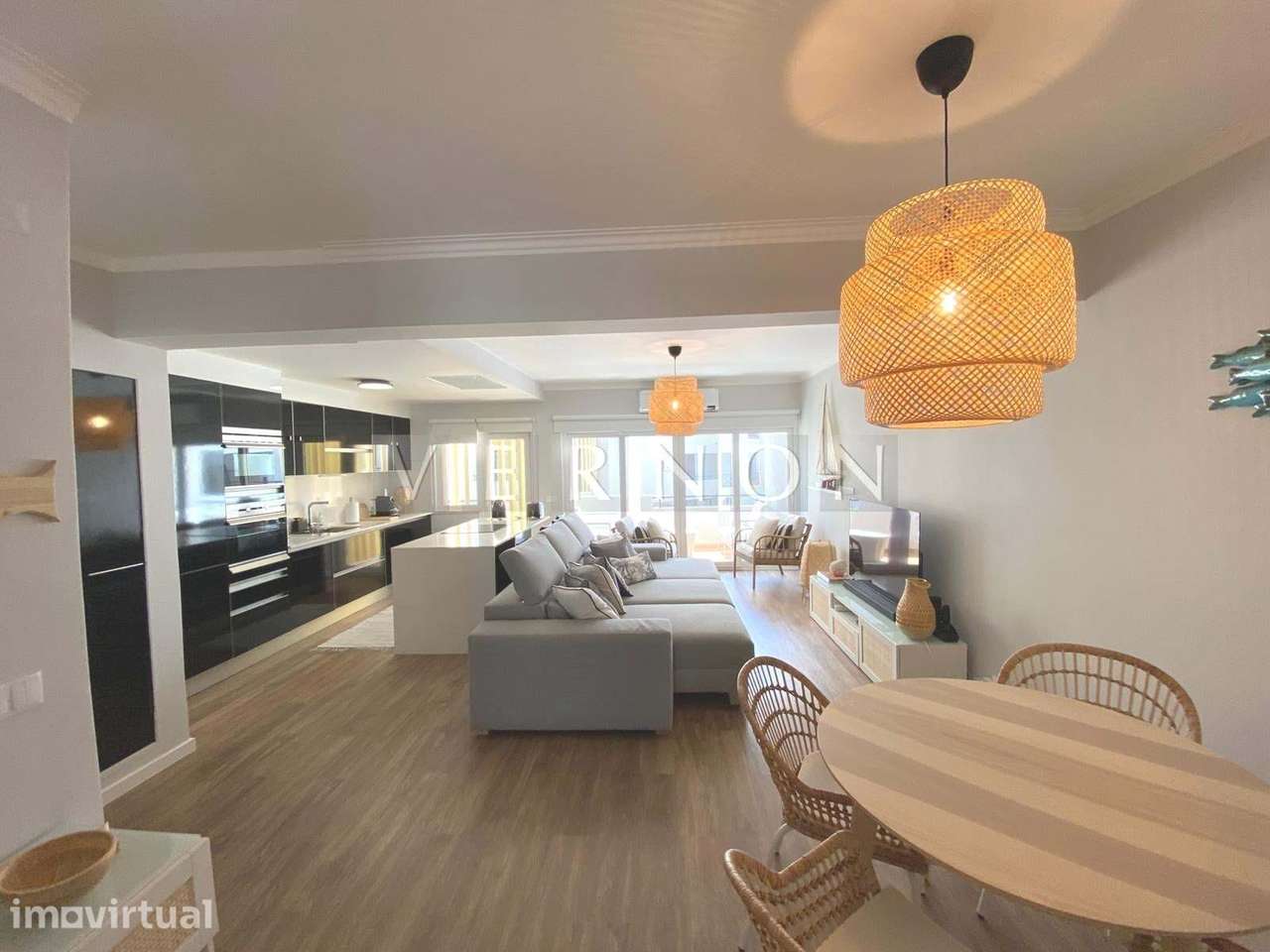 Algarve, Vilamoura para venda - Apartamento T1 totalmente renovado com - Grande imagem: 3/20