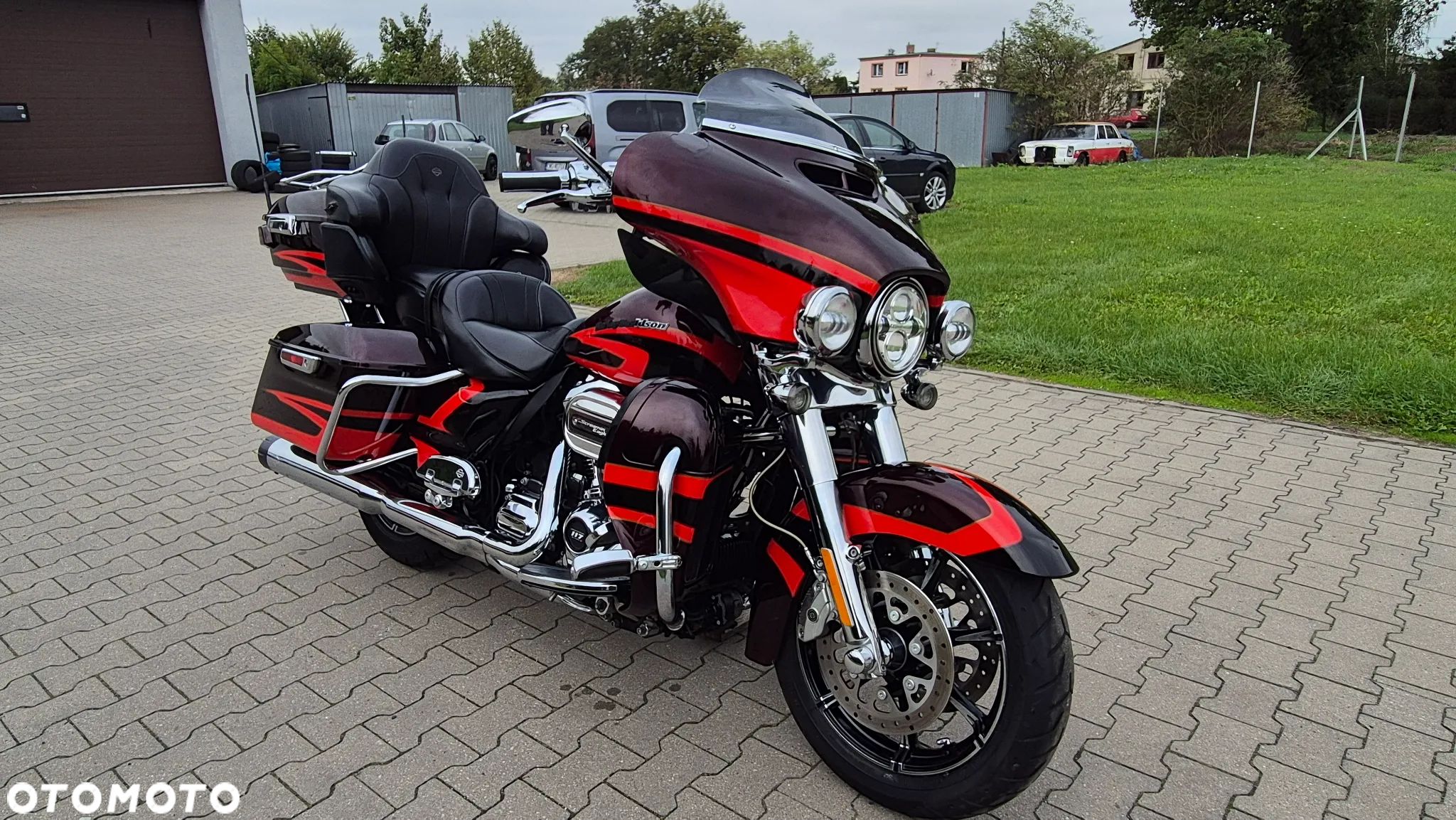 Harley-Davidson Touring Electra Glide - 1