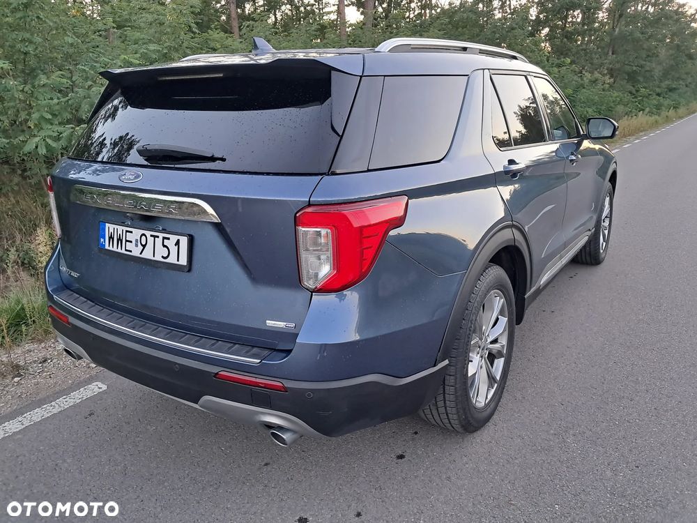 Ford Explorer - 16
