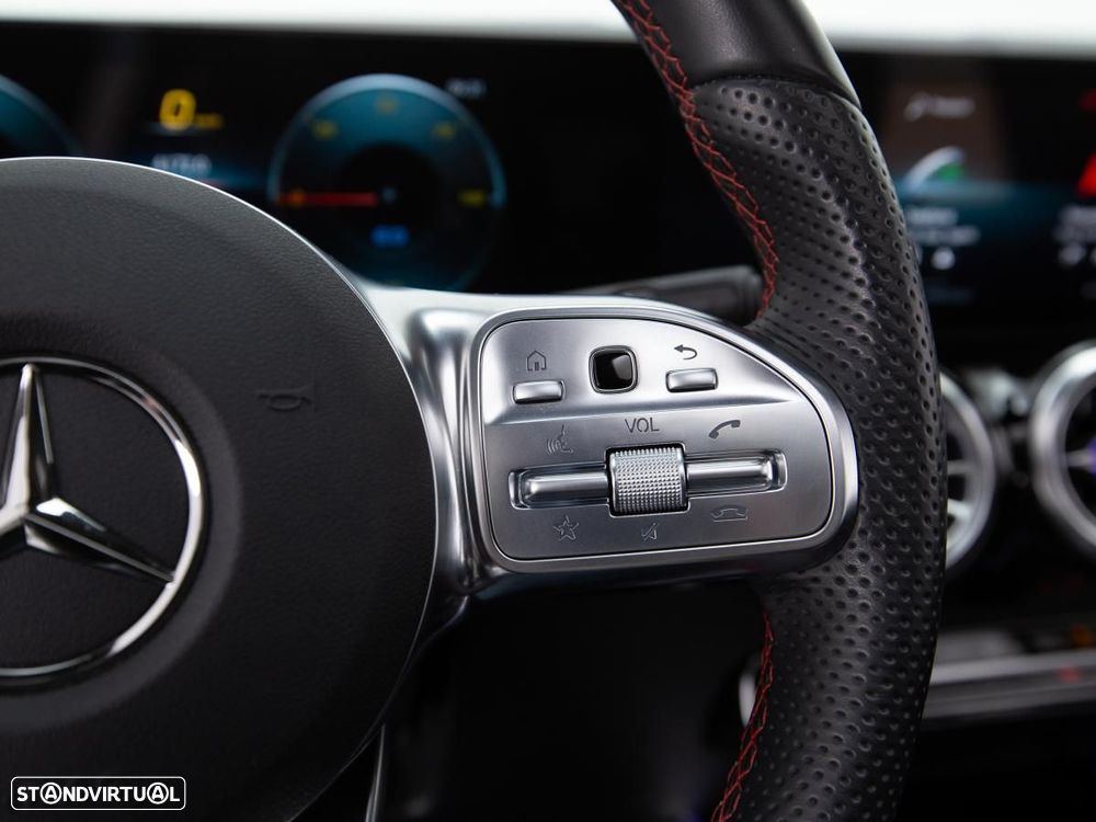 Mercedes-Benz EQA 250+ AMG Line - 24