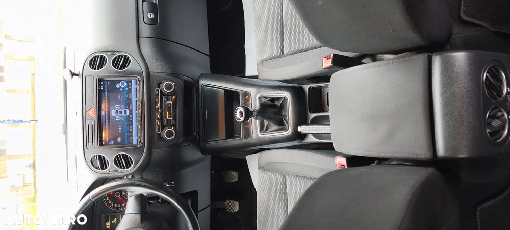 Volkswagen Golf Plus 1.6 TDI DPF Life - 9