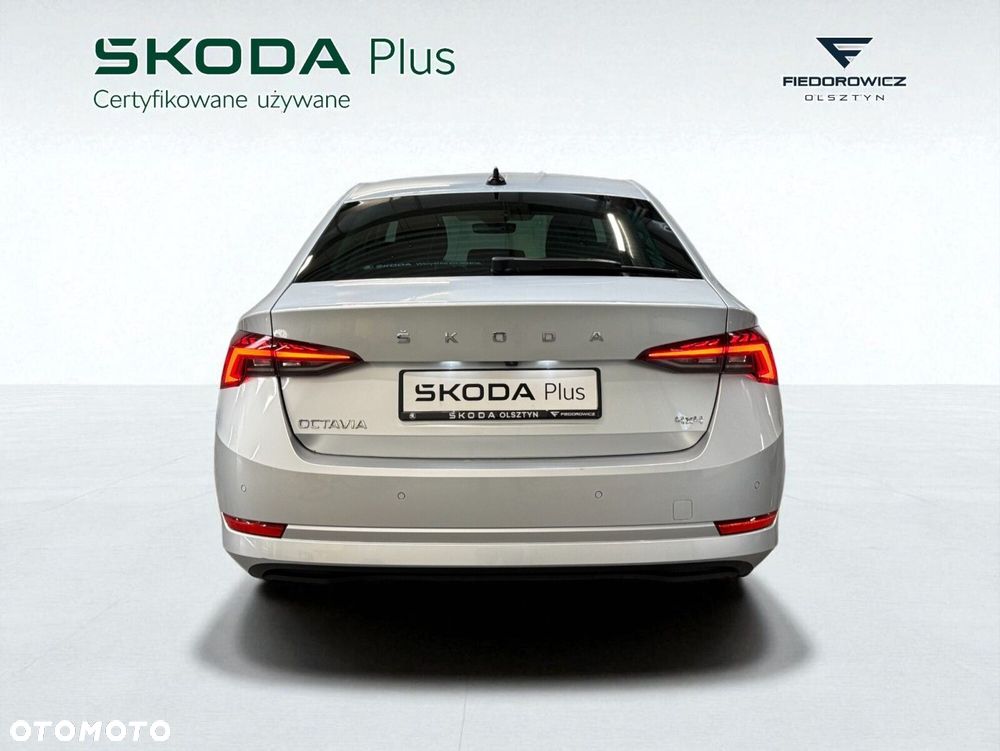 Skoda Octavia 2.0 TSI 4x4 Style DSG - 6