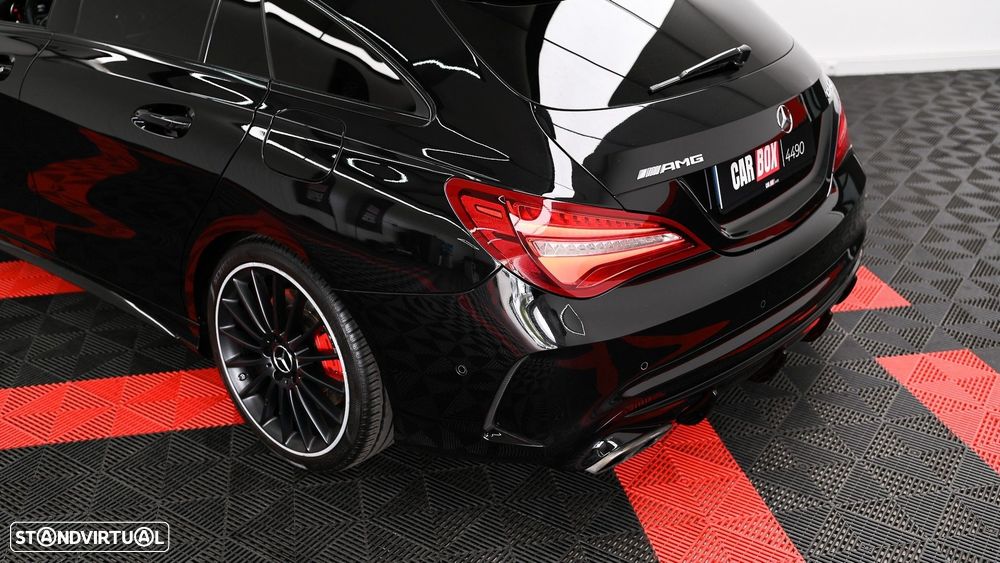 Mercedes-Benz CLA 45 AMG 4Matic Speedshift 7G-DCT Night Edition - 24