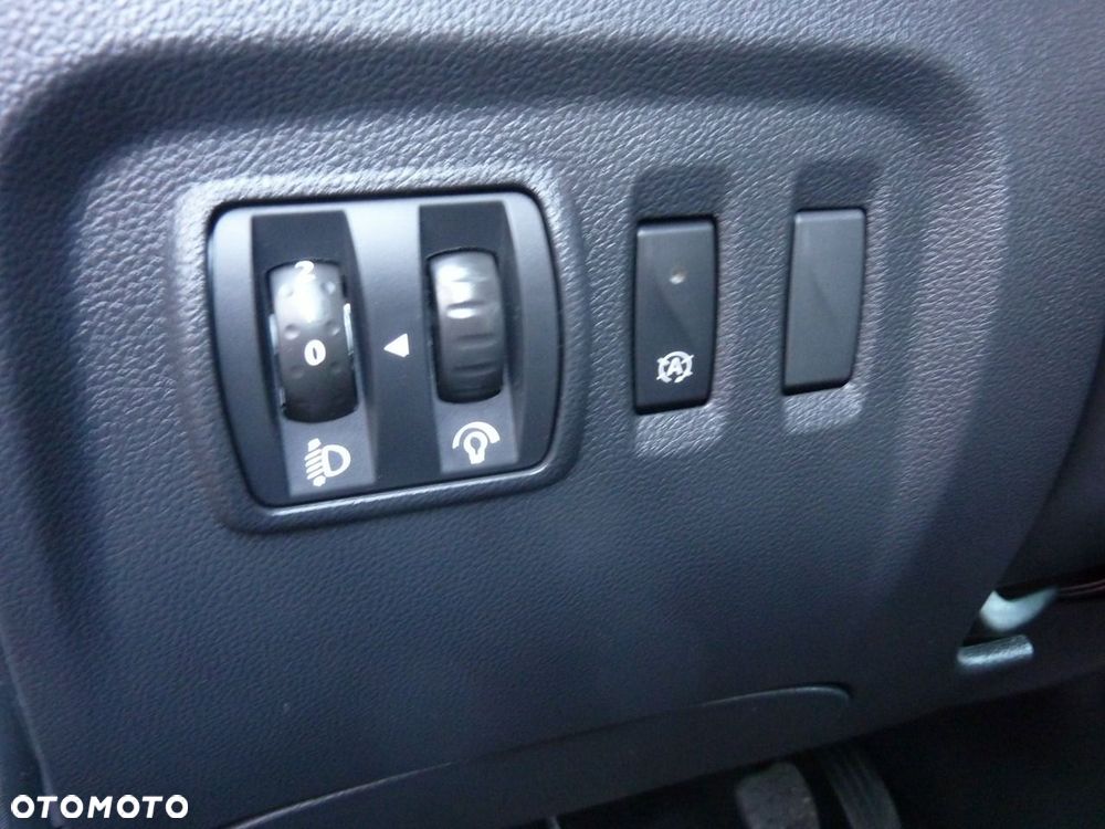 Renault Captur - 36