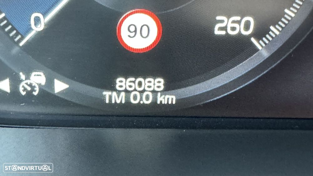 Volvo XC 90 2.0 T8 PHEV R-Design AWD - 60