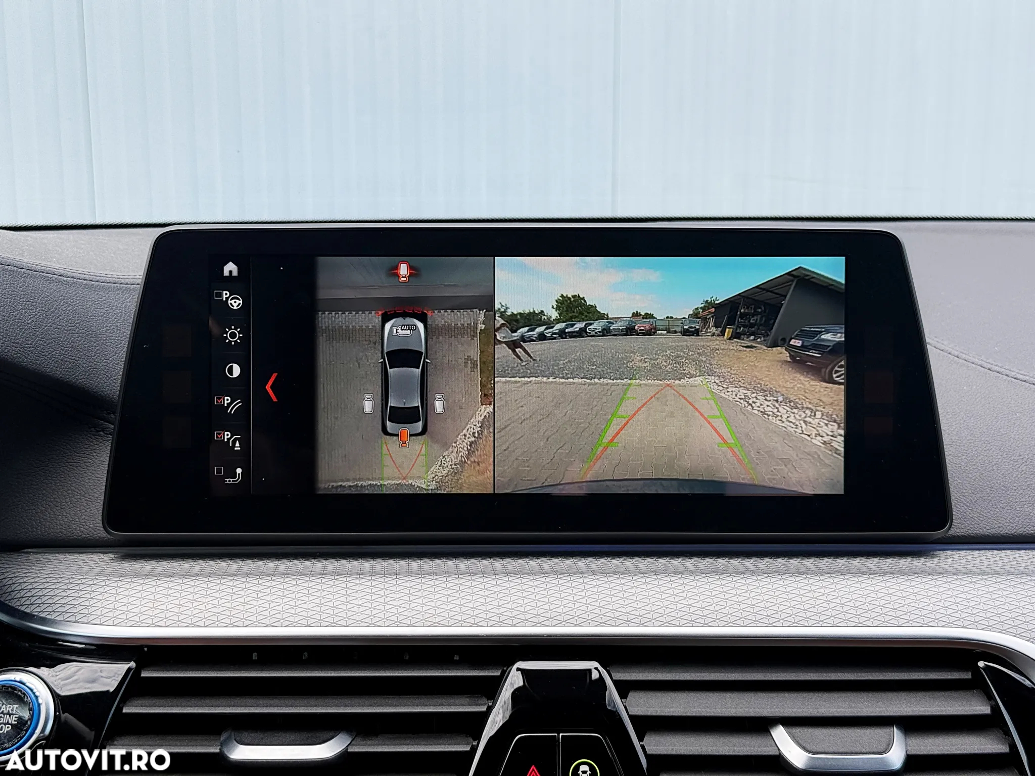 BMW Seria 5 550i xDrive - 25