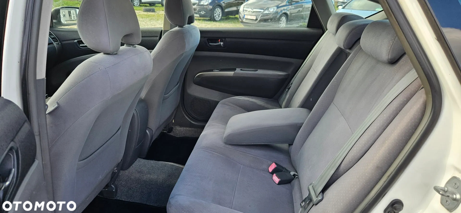 Toyota Prius 1.5 VVT-i Sol - 20