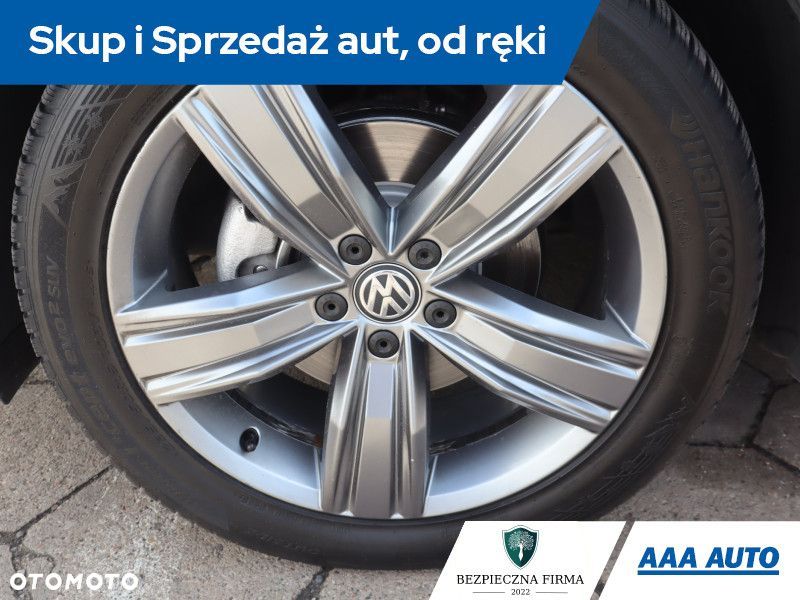 Volkswagen Tiguan - 15