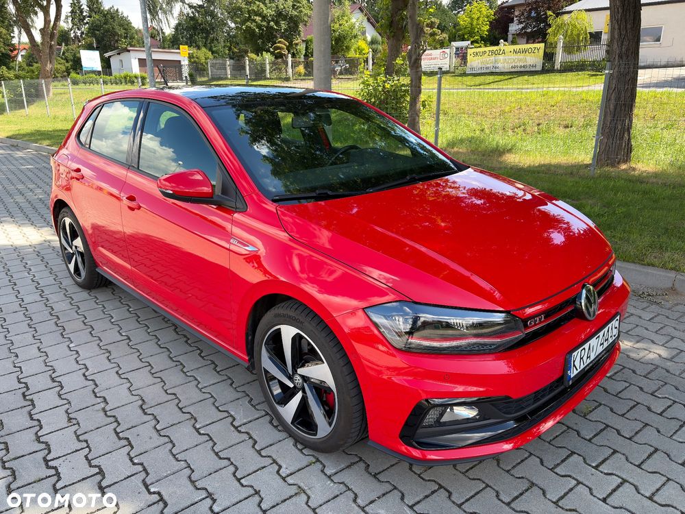 Volkswagen Polo - 8