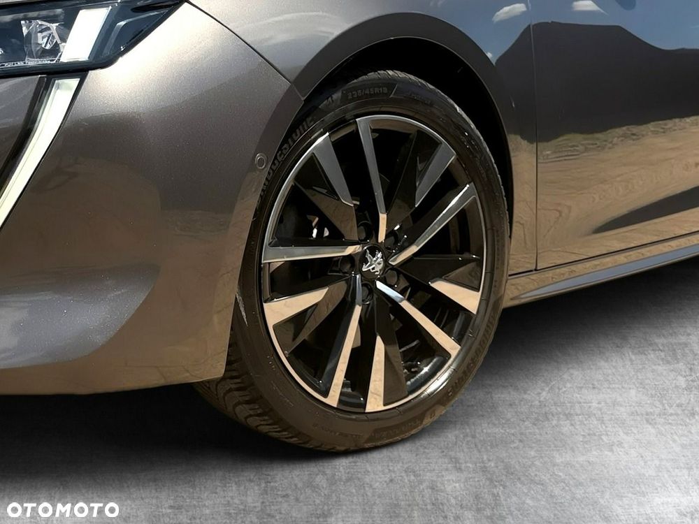 Peugeot 508 - 8