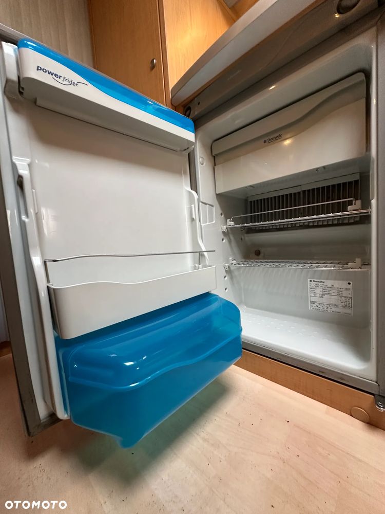KNAUS 500 SUDWIND z przedsionkiem, napędem i łóżkami piętrowymi. - 26