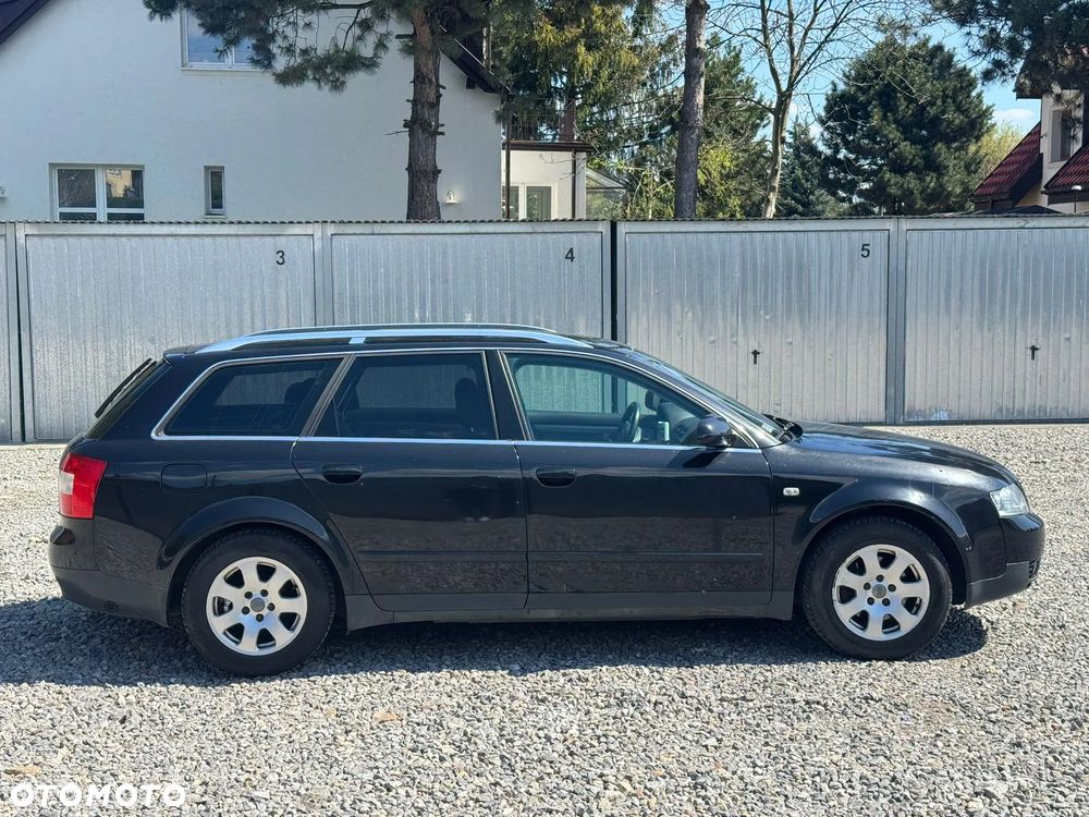 Audi A4 Avant - 4