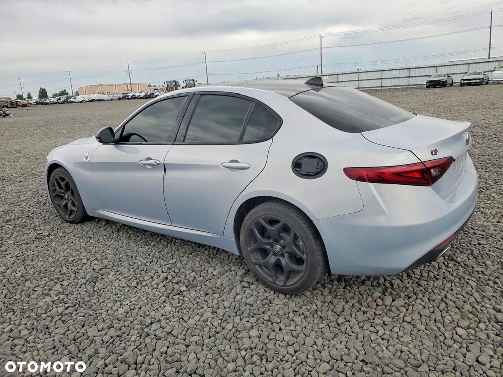 Alfa Romeo Giulia 2.0 Turbo TI Q4 - 3