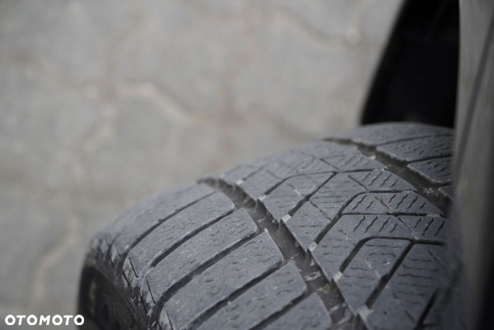 BMW Seria 2 218d Sport-Aut M Sport - 27