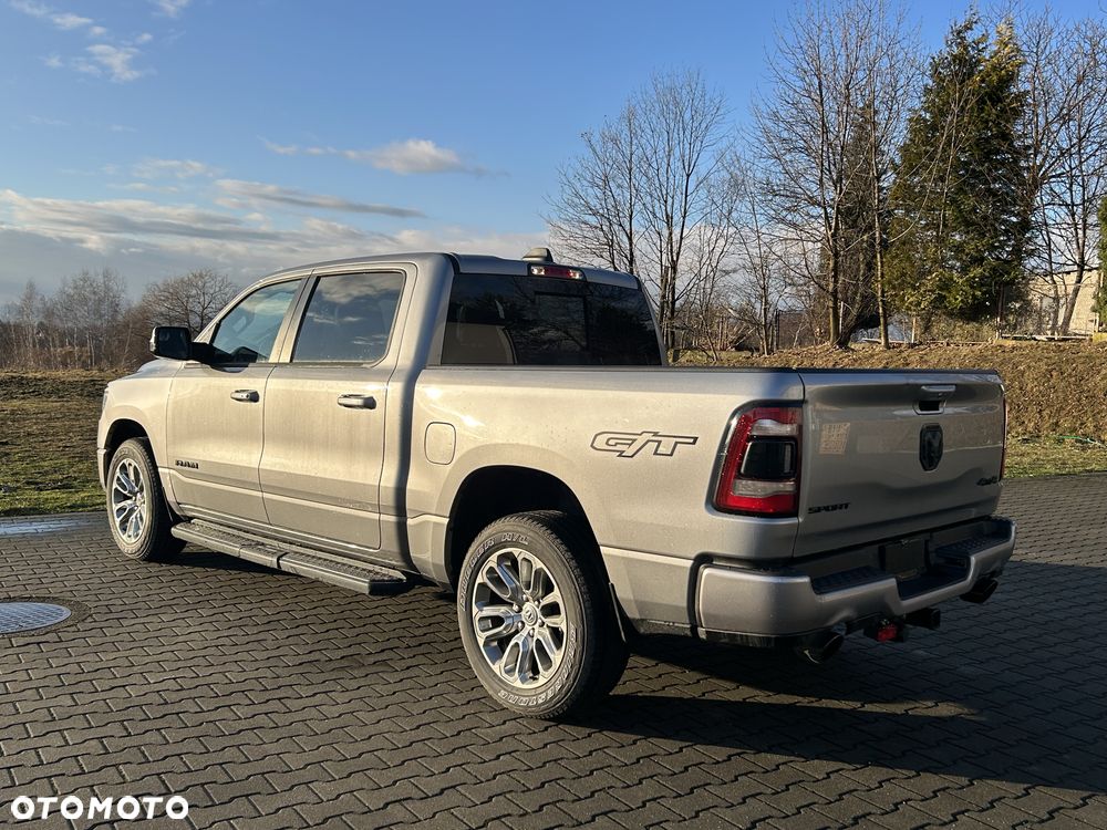Dodge RAM - 4
