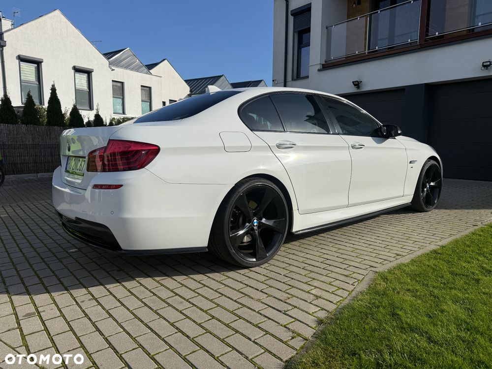 BMW Seria 5 520d xDrive M Sport sport - 2