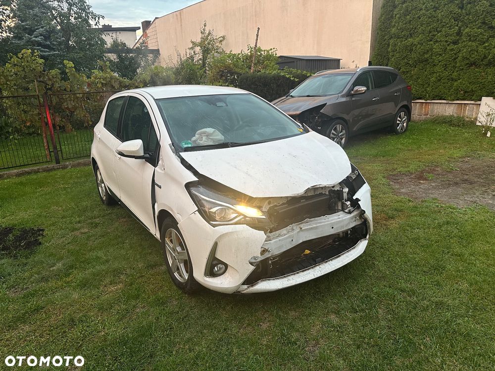 Toyota Yaris 1.5 VVT-i Team Deutschland - 1