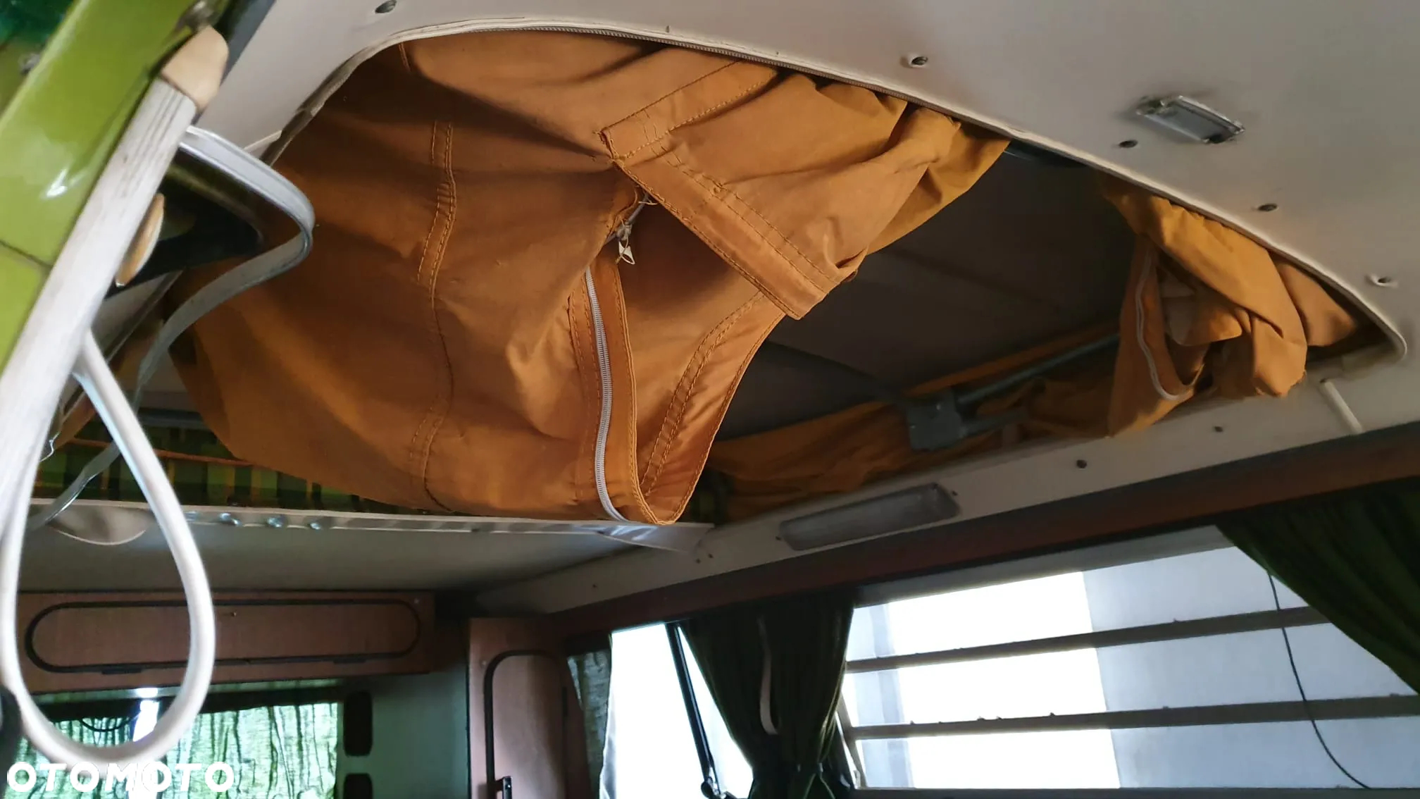 Volkswagen Transporter - 14