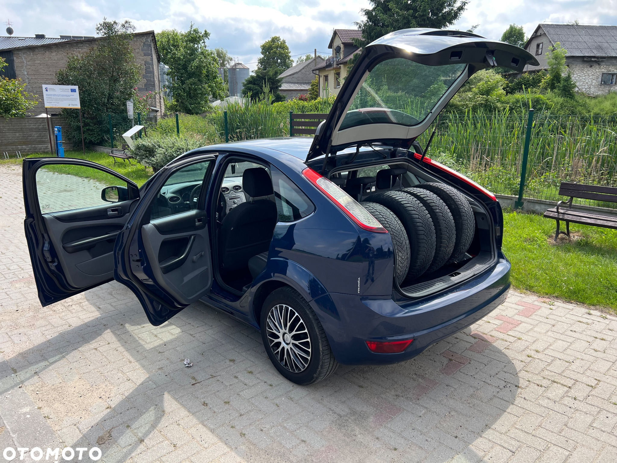 Ford Focus 1.8 TDCi Ambiente - 39