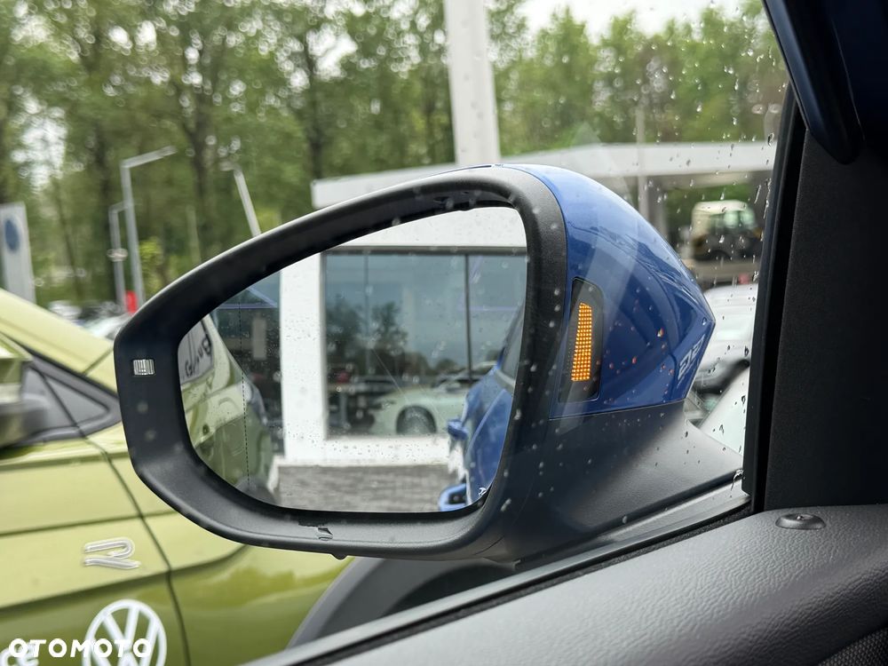 Volkswagen T-Roc 1.5 eTSI Life DSG - 15