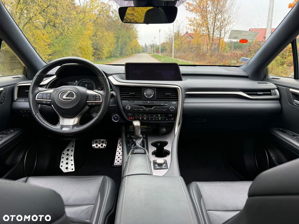 Lexus RX - 11