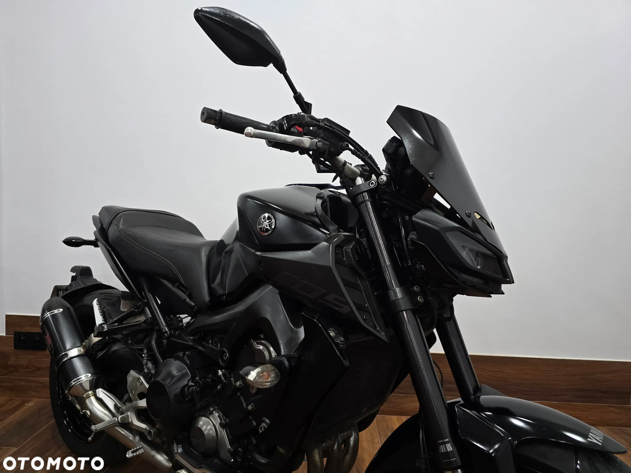 Yamaha MT - 28