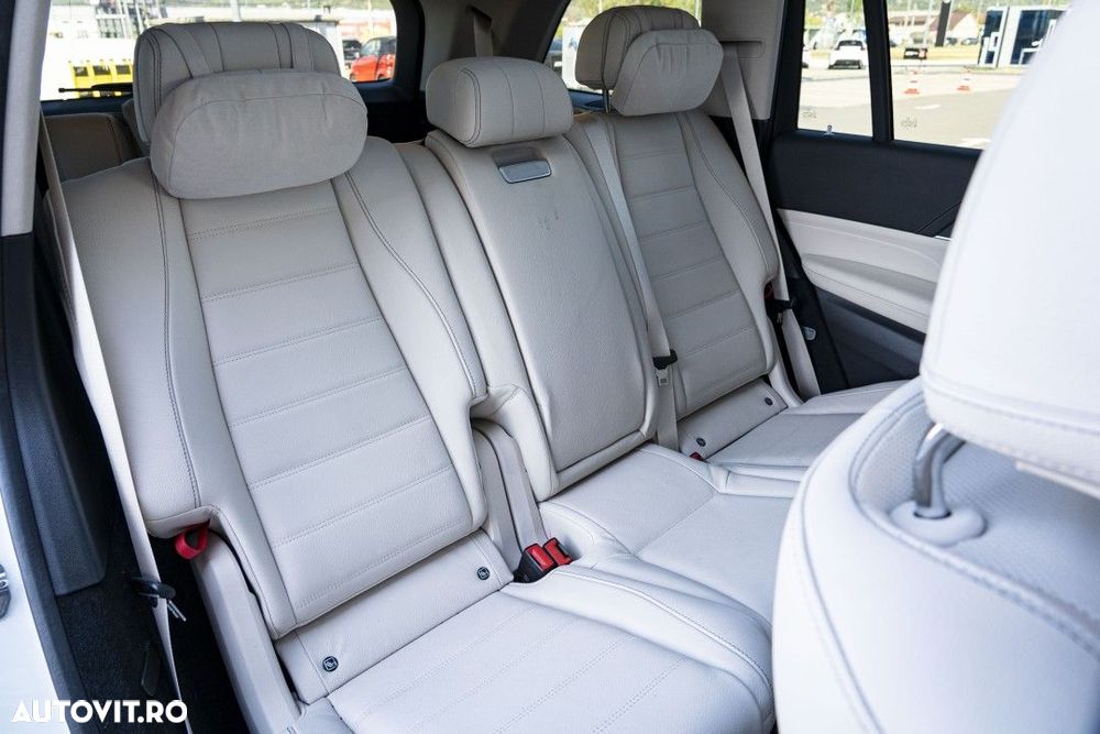Mercedes-Benz GLS - 13