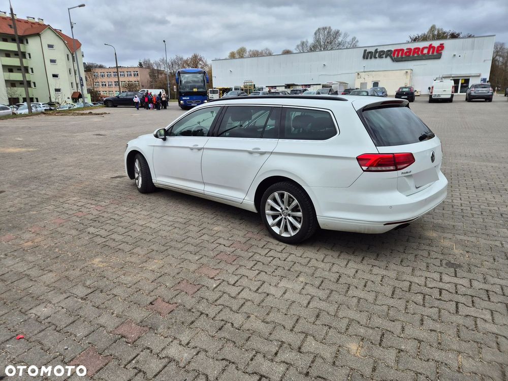 Volkswagen Passat 2.0 TDI SCR DSG Comfortline - 7