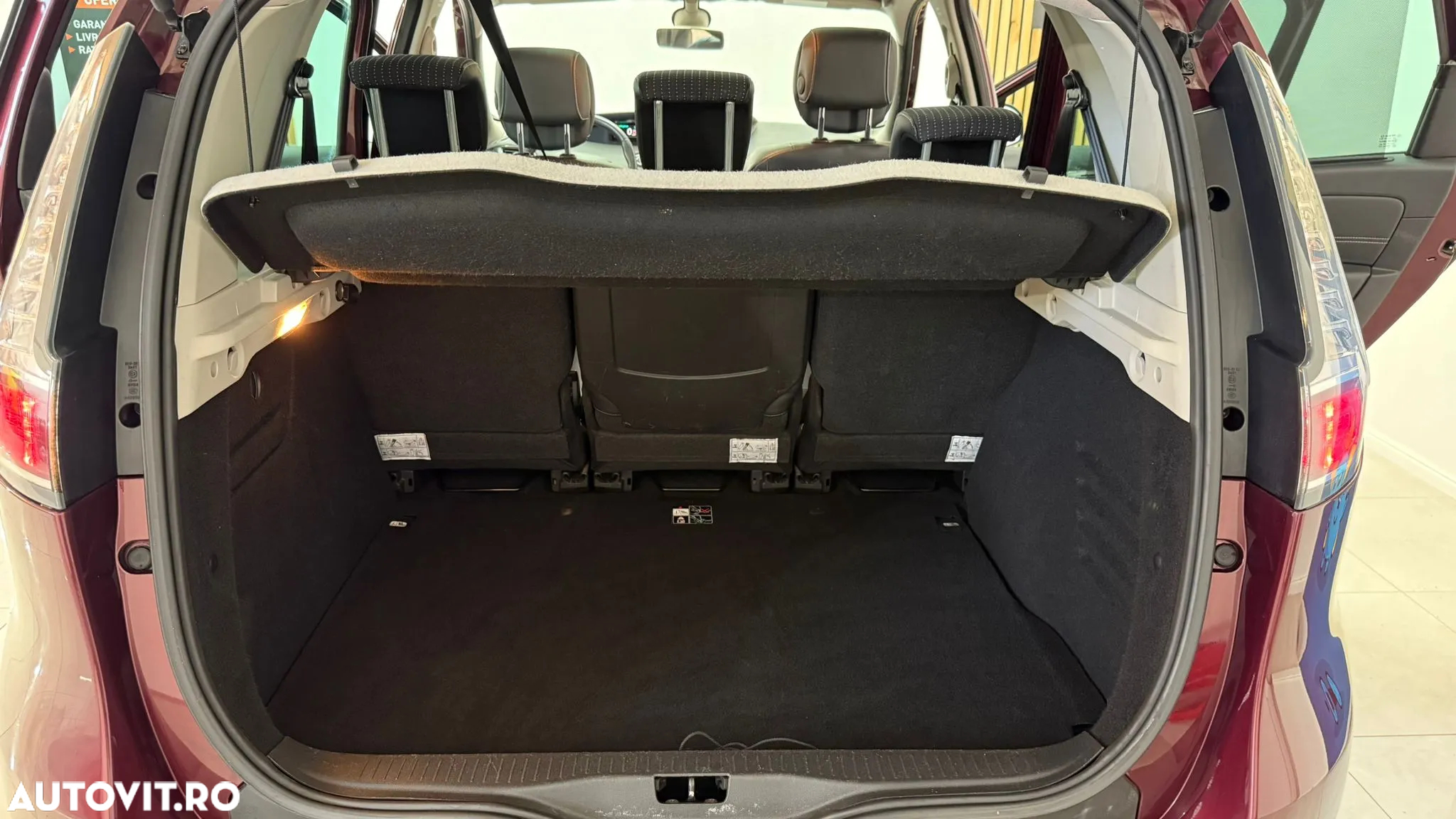 Renault Scenic - 18