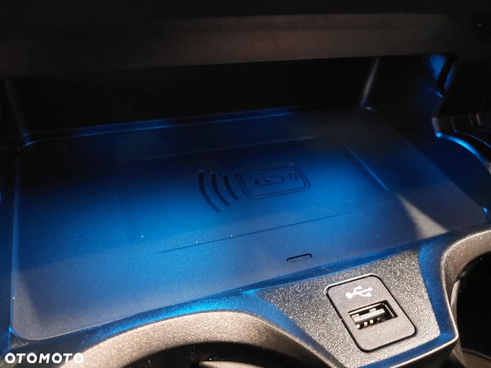 BMW M3 Competition M xDrive - 21