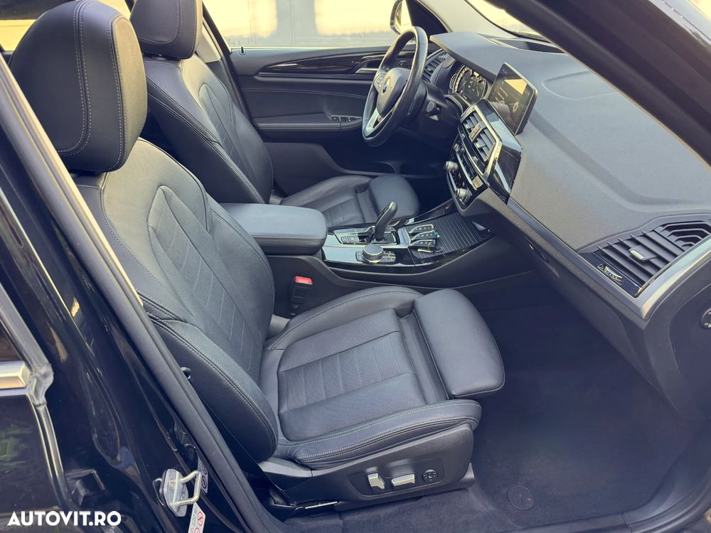 BMW X3 xDrive20i AT xLine - 16