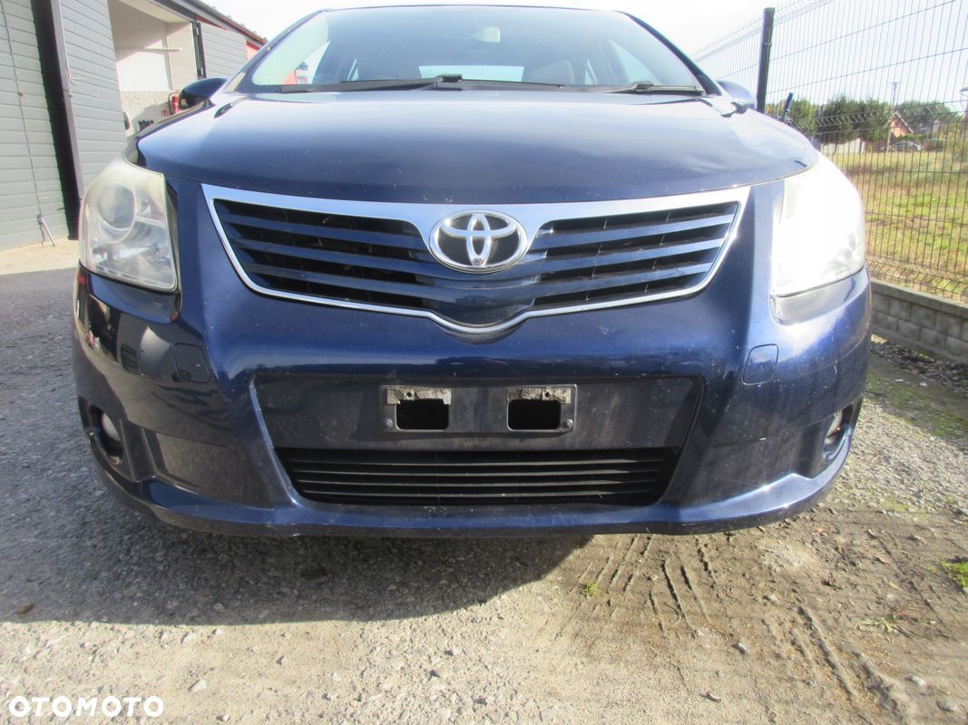 ZDERZAK PRZÓD PRZEDNI TOYOTA AVENSIS T27 SEDAN 8S6 - 1
