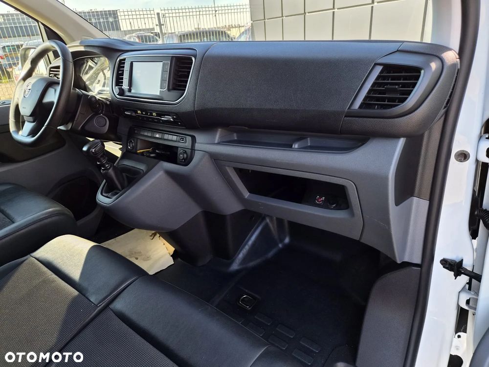 Opel Vivaro - 33